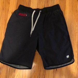 Vuori Banks Shorts